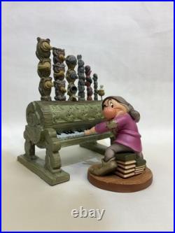 Walt Disney Classics Collection (WDCC) Figurine Set Titled Humph! No Box