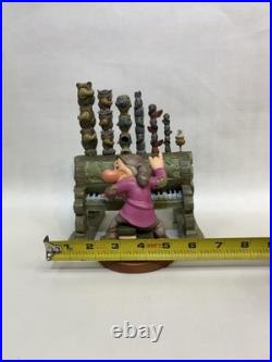 Walt Disney Classics Collection (WDCC) Figurine Set Titled Humph! No Box