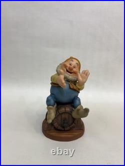 Walt Disney Classics Collection (WDCC) Happy, That's Me! Porcelain figurine Walt Disney Classics Collection (WDCC) Happy, That's Me! Porcelain figurine