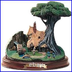 Walt Disney Classics Collection (WDCC) Sleeping Beauty Woodcutter's Cottage NEW