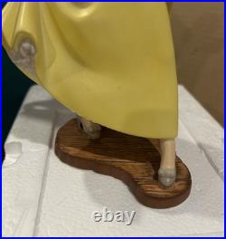 Walt Disney Classics Collection WDCC snow White And The Seven Dwarfs Figurine