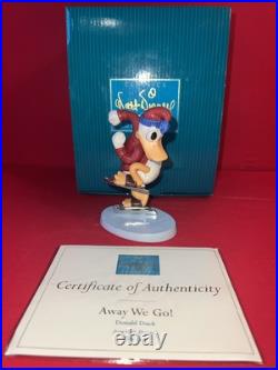 Walt Disney Classics-Donald Duck on Ice- with Sealed COA displayed For Pictures