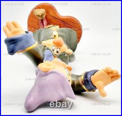 Walt Disney Classics Dopey & Sneezy in Coat Figure Walt Disney Classics Dopey & Sneezy in Coat Figure