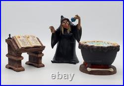 Walt Disney Classics Evil To The Core Witch Figure 1230025 NEW