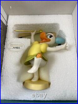 Walt Disney Classics Figurines Twist And Twirl Daisy Duck, 1235184, Coa