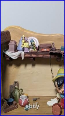 Walt Disney Classics Geppetto's Workbench COA Pinocchio Jiminy Cricket #1217956