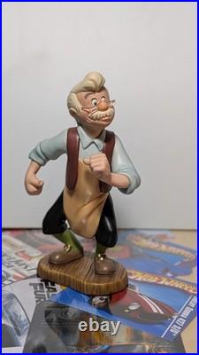 Walt Disney Classics Geppetto's Workbench COA Pinocchio Jiminy Cricket #1217956
