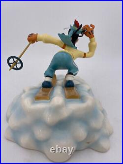 Walt Disney Classics Goofy Art of Skiing-New in Box withCOA#4005408