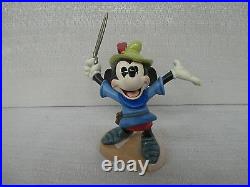 Walt Disney Classics I Let Em Have It Brave Little Taylor Mickey Mouse 1993