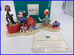 Walt Disney Classics-Mickey, Donald, Pluto & Danny, A Heartfelt Surprise-#1230095