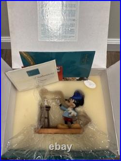 Walt Disney Classics-Mickey Mouse, Creating a Classic-New in Box withCOA #1217927
