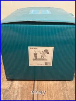 Walt Disney Classics-Mickey Mouse, Creating a Classic-New in Box withCOA #1217927 Walt Disney Classics-Mickey Mouse, Creating a Classic-New in Box withCOA #1217927