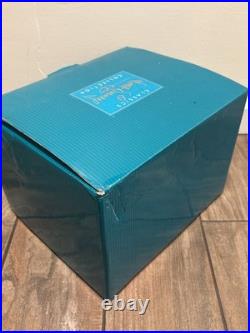 Walt Disney Classics-Mickey Mouse, Creating a Classic-New in Box withCOA #1217927