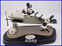 Walt Disney Classics -Mickey and Minnie First Flight -New in Box withCOA #4007349