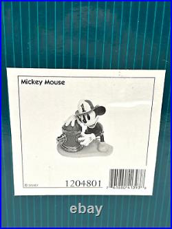 Walt Disney Classics Mickeys Fire Brigade Fireman To the Rescue Mickey Mouse NEW