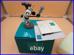 Walt Disney Classics-Minnie Mouse Figurine, Minnie's Debut-Box/COA #1229500