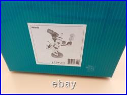 Walt Disney Classics-Minnie Mouse Figurine, Minnie's Debut-Box/COA #1229500