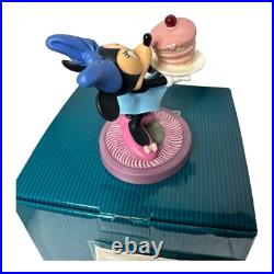 Walt Disney Classics-Minnie Mouse-New in Box withCOA (5.5x5x3.5) #1200907