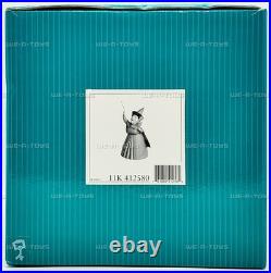 Walt Disney Classics Sleeping Beauty Flora A Little Bit of Pink Figurine Walt Disney Classics Sleeping Beauty Flora A Little Bit of Pink Figurine