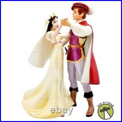 Walt Disney Classics Snow White A Dance Among the Stars Figure 06215
