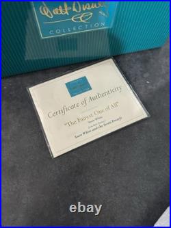 Walt Disney Classics Snow White The Fairest One Of All Figure 1063 NEW