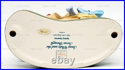 Walt Disney Classics Snow White and the Seven Dwarfs Spring Cleaning Figure 3314 Walt Disney Classics Snow White and the Seven Dwarfs Spring Cleaning Figure 3314