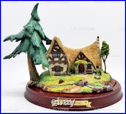 Walt Disney Classics Snow White and the Seven Dwarfs The Seven Dwarf's Cottage
