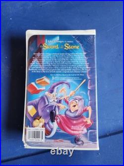 Walt Disney Classics The Sword in the Stone (VHS, 1998) (original clam-shell)