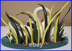 Walt Disney Classics WDCC The Ugly Duckling and Mother, a Loving Embrace