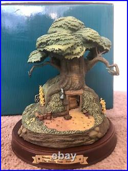 Walt Disney Pooh Bear's House Honey Tree Classics Collection Enchanted Places