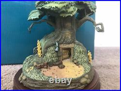 Walt Disney Pooh Bear's House Honey Tree Classics Collection Enchanted Places