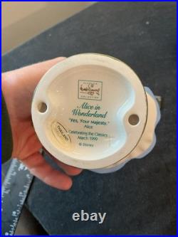 Walt Disney WDCC Alice in Wonderland Yes Your Majesty March 1999 Classics Vtg