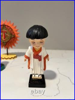 Walt Disney Walt Disney Classics WDCC It's A Small World After All Figurines