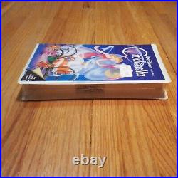 Walt Disney's Classic- Cinderella Clamshell VHS Tape Black Diamond Edition NEW