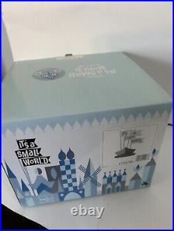 Wdcc Flagship It's A Small World In Box With Coa Walt Disney Classics Collection