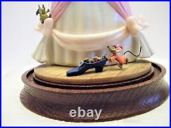 Wdcc Nle# 4323/5000, A Lovely Dress For Cinderelly+ Jaq Miniature + Dome/base