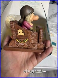 Wdcc Snow White Grumpy