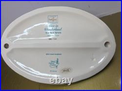 Wdcc / Walt Disney Classics Alice & Dinah In Wonderland Riverbank Reverie Figure Wdcc / Walt Disney Classics Alice & Dinah In Wonderland Riverbank Reverie Figure