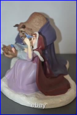 Wdcc / Walt Disney Classics Beauty & The Beast She Didn't Shudder At My Paw