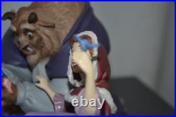 Wdcc / Walt Disney Classics Beauty & The Beast She Didn't Shudder At My Paw